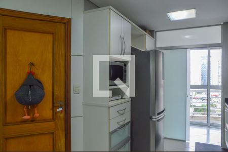 Apartamento para alugar com 133m², 3 quartos e 4 vagas Apartamento para alugar com 133m², 3 quartos e 4 vagasCozinha