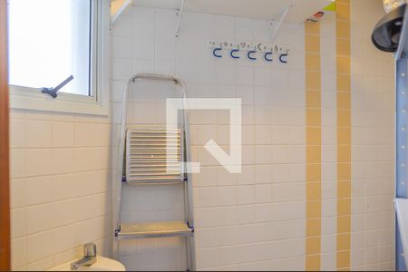 Apartamento para alugar com 133m², 3 quartos e 4 vagas Apartamento para alugar com 133m², 3 quartos e 4 vagasBanheiro de serviço