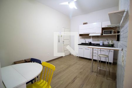 Sala/Cozinha de apartamento para alugar com 1 quarto, 32m² em Flamengo, Rio de Janeiro