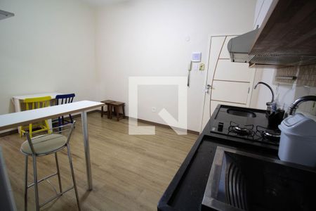 Sala/Cozinha de apartamento para alugar com 1 quarto, 32m² em Flamengo, Rio de Janeiro