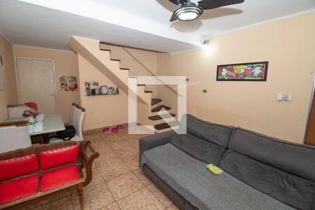 Sala de casa à venda com 4 quartos, 120m² em Vila Tolstoi, São Paulo