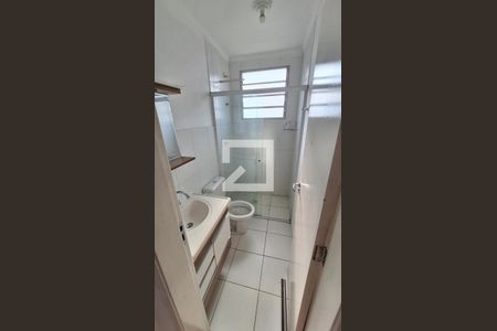 Banheiro  de apartamento para alugar com 2 quartos, 45m² em Parque Santa Rosa, Suzano