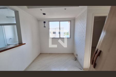 Sala de apartamento para alugar com 2 quartos, 45m² em Parque Santa Rosa, Suzano