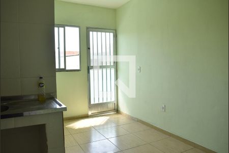 Sala de casa para alugar com 1 quarto, 30m² em Campo Grande, Rio de Janeiro