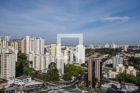 Apartamento à venda com 3 quartos, 178m² em Vila Suzana, São Paulo