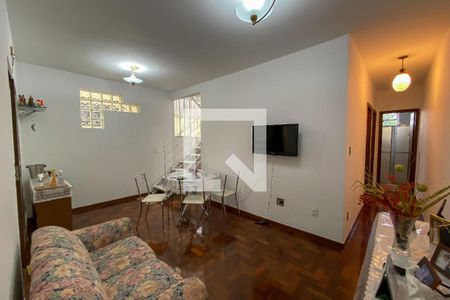 Sala de apartamento à venda com 3 quartos, 110m² em Carlos Prates, Belo Horizonte