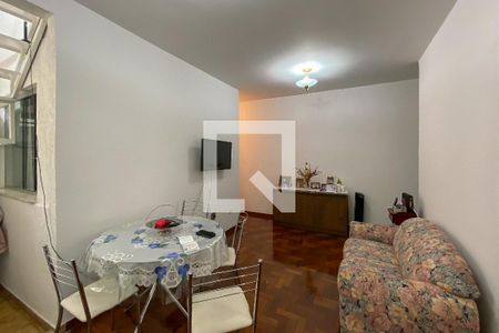 Sala de apartamento à venda com 3 quartos, 110m² em Carlos Prates, Belo Horizonte