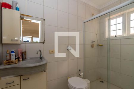 Casa à venda com 465m², 4 quartos e 6 vagas Casa à venda com 465m², 4 quartos e 6 vagasBanheiro