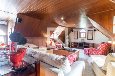 Casa à venda com 465m², 4 quartos e 6 vagas Casa à venda com 465m², 4 quartos e 6 vagasÁrea de Descanso