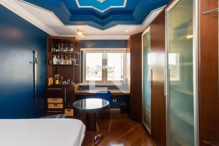 Casa à venda com 465m², 4 quartos e 6 vagas Casa à venda com 465m², 4 quartos e 6 vagasSuíte 3