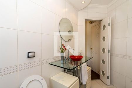 Casa à venda com 465m², 4 quartos e 6 vagas Casa à venda com 465m², 4 quartos e 6 vagasBanheiro da Suíte 2