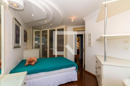 Casa à venda com 465m², 4 quartos e 6 vagas Casa à venda com 465m², 4 quartos e 6 vagasSuíte 2