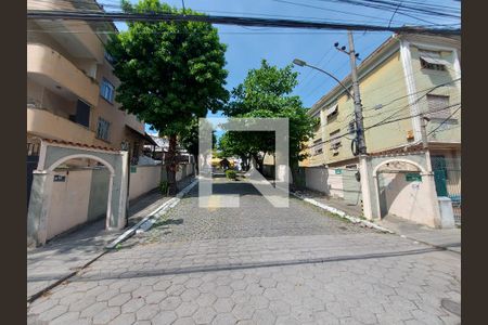 Casa de condomínio à venda com 375m², 4 quartos e 1 vaga Casa de condomínio à venda com 375m², 4 quartos e 1 vagaFachada do Condomínio