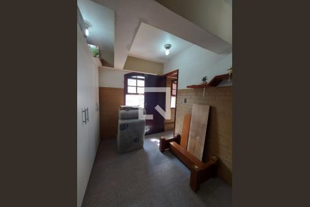 Casa de condomínio à venda com 375m², 4 quartos e 1 vaga Casa de condomínio à venda com 375m², 4 quartos e 1 vagaQuarto de Serviço - 2º Andar