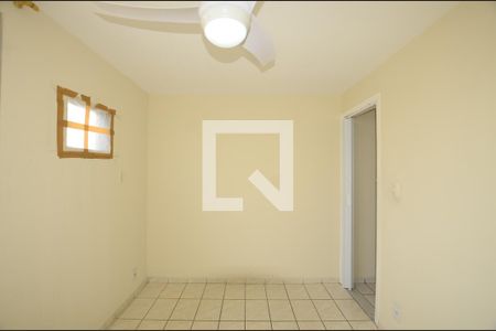 Quarto 1 de apartamento para alugar com 2 quartos, 48m² em Irajá, Rio de Janeiro