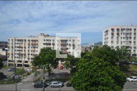 Vista da Sala de apartamento para alugar com 2 quartos, 48m² em Irajá, Rio de Janeiro