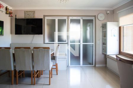 Sala de casa à venda com 3 quartos, 161m² em Espírito Santo, Porto Alegre