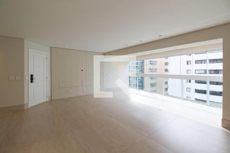 Apartamento à venda com 126m², 2 quartos e 3 vagasSala