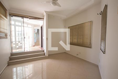 Sala de TV de casa para alugar com 3 quartos, 400m² em City Ribeirão, Ribeirão Preto