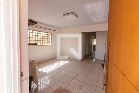 Fachada de casa de condomínio para alugar com 2 quartos, 600m² em Setor Habitacional Jardim Botânico (lago Sul), Brasília