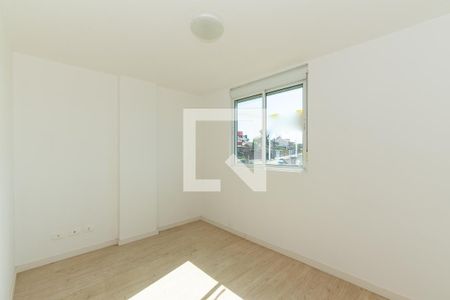 Quarto 2 de apartamento para alugar com 2 quartos, 55m² em Bacacheri, Curitiba