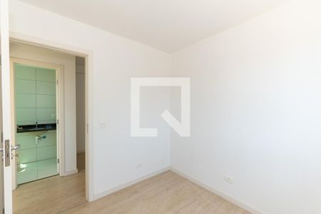 Quarto 1 de apartamento para alugar com 2 quartos, 55m² em Bacacheri, Curitiba