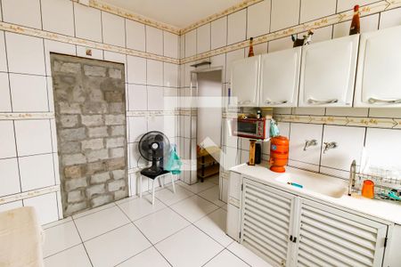 Casa à venda com 250m², 3 quartos e 3 vagas Casa à venda com 250m², 3 quartos e 3 vagasCozinha - Armários