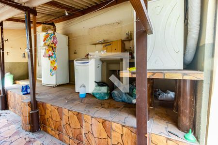 Casa à venda com 250m², 3 quartos e 3 vagas Casa à venda com 250m², 3 quartos e 3 vagasÁrea de Serviço