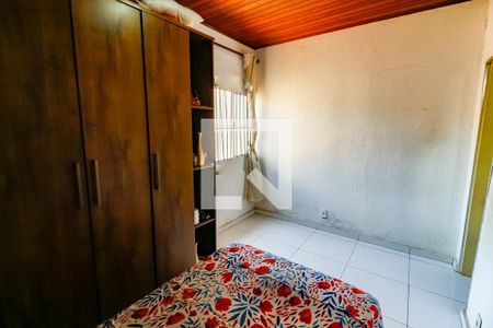 Casa à venda com 250m², 3 quartos e 3 vagas Casa à venda com 250m², 3 quartos e 3 vagasQuarto 2