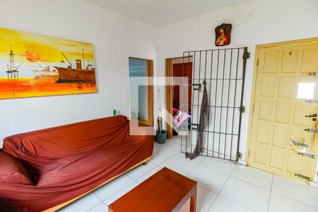 Sala de casa à venda com 3 quartos, 250m² em Jardim Nadir, São Paulo