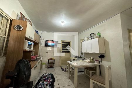 Casa à venda com 120m², 2 quartos e 1 vagaSala/Cozinha