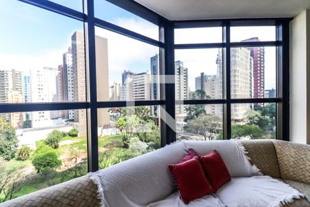 Sala de TV de apartamento para alugar com 3 quartos, 170m² em Água Verde, Curitiba