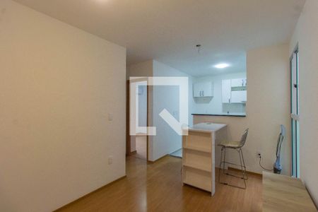 Sala de apartamento para alugar com 2 quartos, 44m² em Jansen, Gravataí