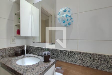 Banheiro Suíte  de apartamento à venda com 2 quartos, 57m² em Parque Fazendinha, Campinas