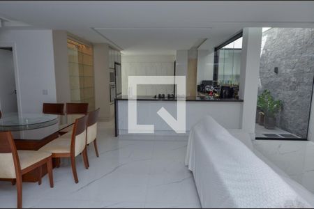 Sala de casa de condomínio à venda com 3 quartos, 240m² em Camorim, Rio de Janeiro