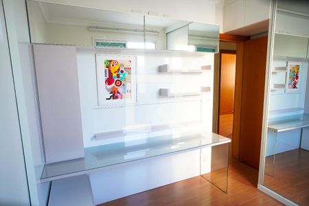 Quarto 1 de apartamento à venda com 3 quartos, 298m² em Padre Eustáquio, Belo Horizonte