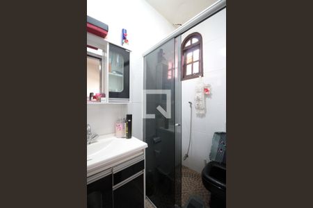 Banheiro Social de casa para alugar com 4 quartos, 360m² em Tupi A, Belo Horizonte