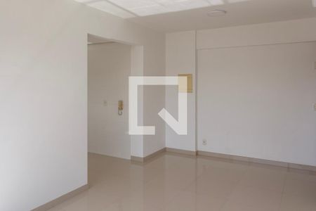 Sala de apartamento para alugar com 1 quarto, 45m² em Partenon, Porto Alegre