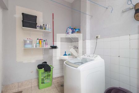 Casa à venda com 150m², 4 quartos e 1 vaga Casa à venda com 150m², 4 quartos e 1 vagaÁrea de Serviço