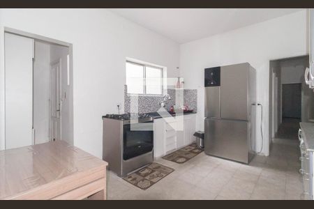 Casa à venda com 150m², 4 quartos e 1 vaga Casa à venda com 150m², 4 quartos e 1 vagaCozinha