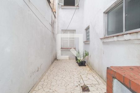 Casa à venda com 150m², 4 quartos e 1 vaga Casa à venda com 150m², 4 quartos e 1 vagaQuintal 2