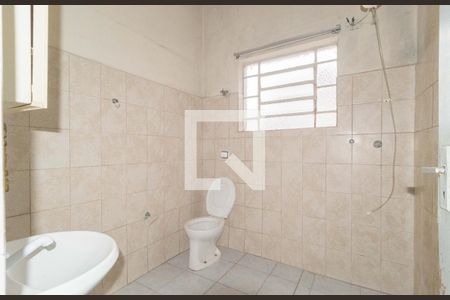 Casa à venda com 150m², 4 quartos e 1 vaga Casa à venda com 150m², 4 quartos e 1 vagaCasa 2 - Banheiro