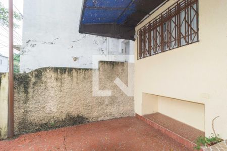 Casa à venda com 150m², 4 quartos e 1 vaga Casa à venda com 150m², 4 quartos e 1 vagaGaragem