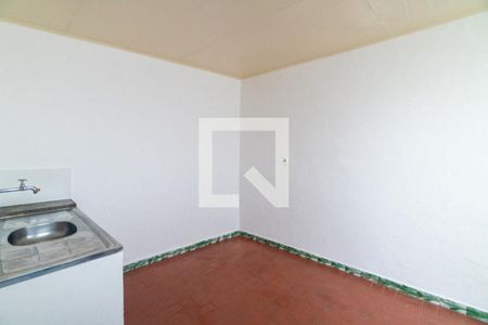 Cozinha de casa para alugar com 1 quarto, 40m² em Vila Guarani, São Paulo