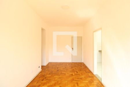 Sala de apartamento para alugar com 1 quarto, 50m² em Jacarepaguá, Rio de Janeiro