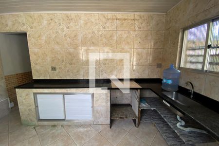 Cozinha de casa para alugar com 1 quarto, 50m² em Parque Independência , Duque de Caxias