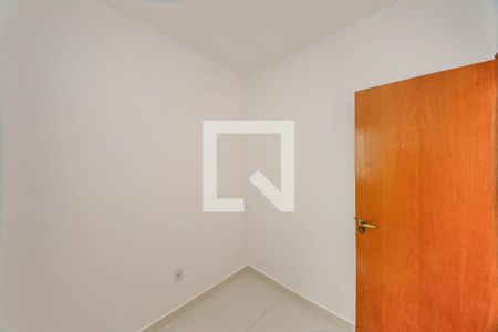 Quarto 1 de apartamento para alugar com 2 quartos, 39m² em Vila Industrial, São Paulo