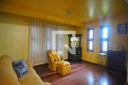 sala de estar de casa à venda com 3 quartos, 300m² em São João Batista, São Leopoldo
