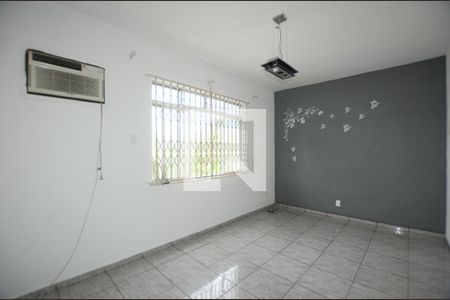 Sala de apartamento para alugar com 2 quartos, 68m² em Braz de Pina, Rio de Janeiro