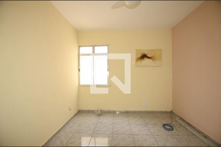 Quarto 1 de apartamento para alugar com 2 quartos, 68m² em Braz de Pina, Rio de Janeiro